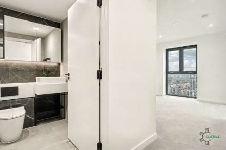 Emperor Point, Manor House N4, Image 4