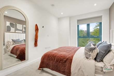 Emperor Point, Manor House N4, Image 10