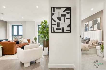 Emperor Point, Manor House N4, Image 8