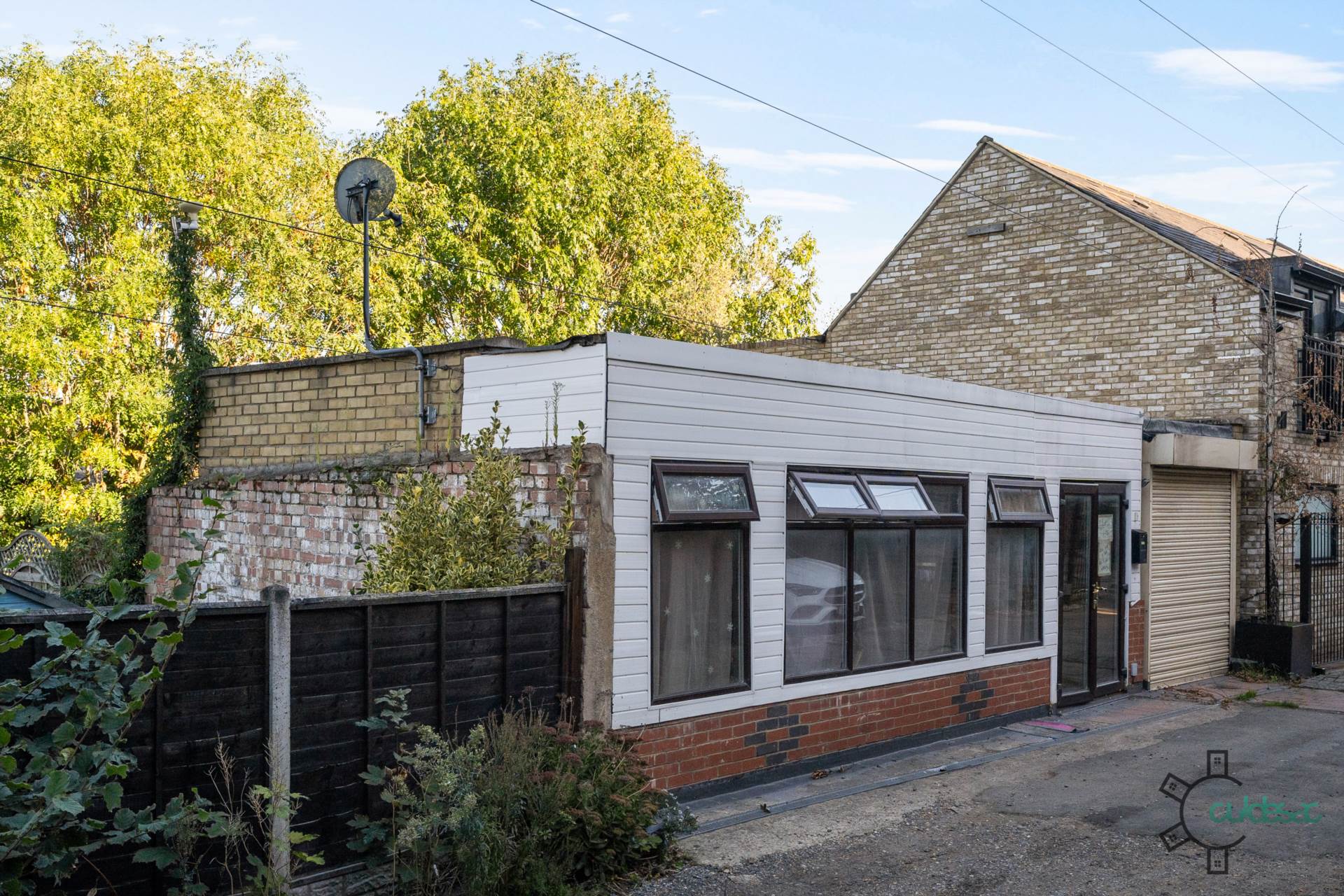 Elfrida Close, Woodford IG8, Image 3