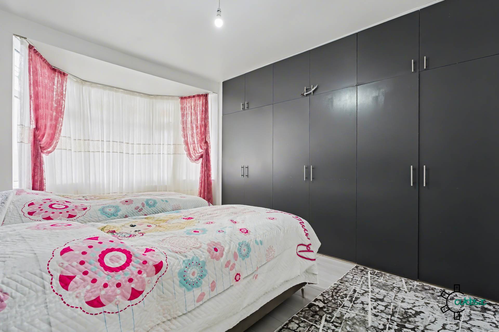 Morecombe Terrace, Edmonton N18, Image 12