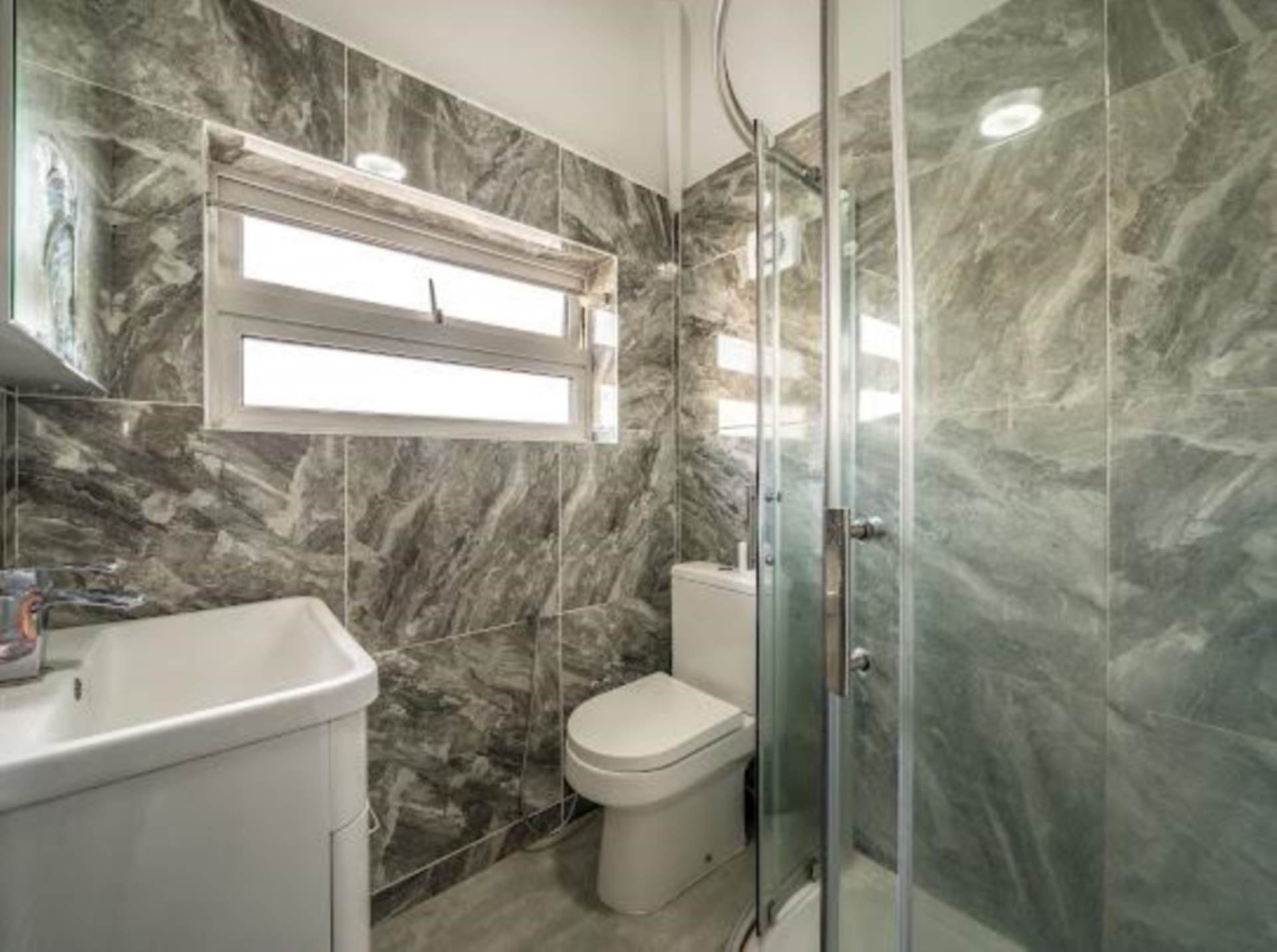 Whitton Waye, Hounslow Central TW3, Image 12