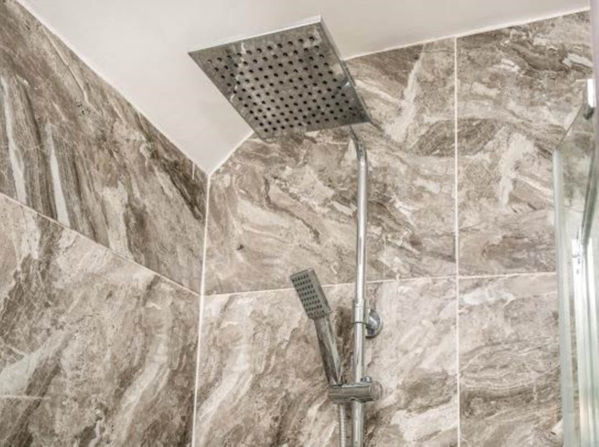 Whitton Waye, Hounslow Central TW3, Image 14