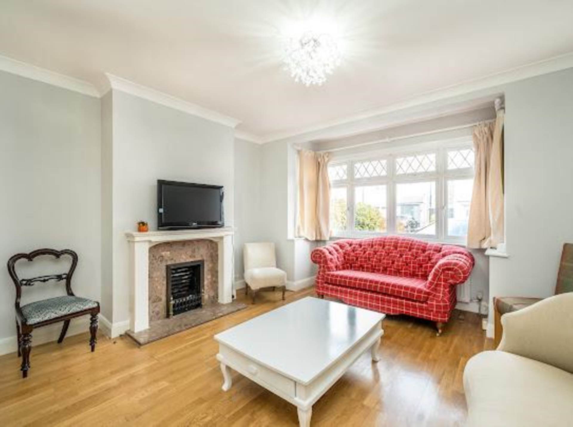 Whitton Waye, Hounslow Central TW3, Image 2