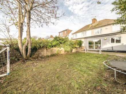 Whitton Waye, Hounslow Central TW3, Image 7