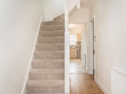 Whitton Waye, Hounslow Central TW3, Image 8