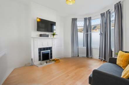 Shelbourne Road, Tottenham N17, Image 2