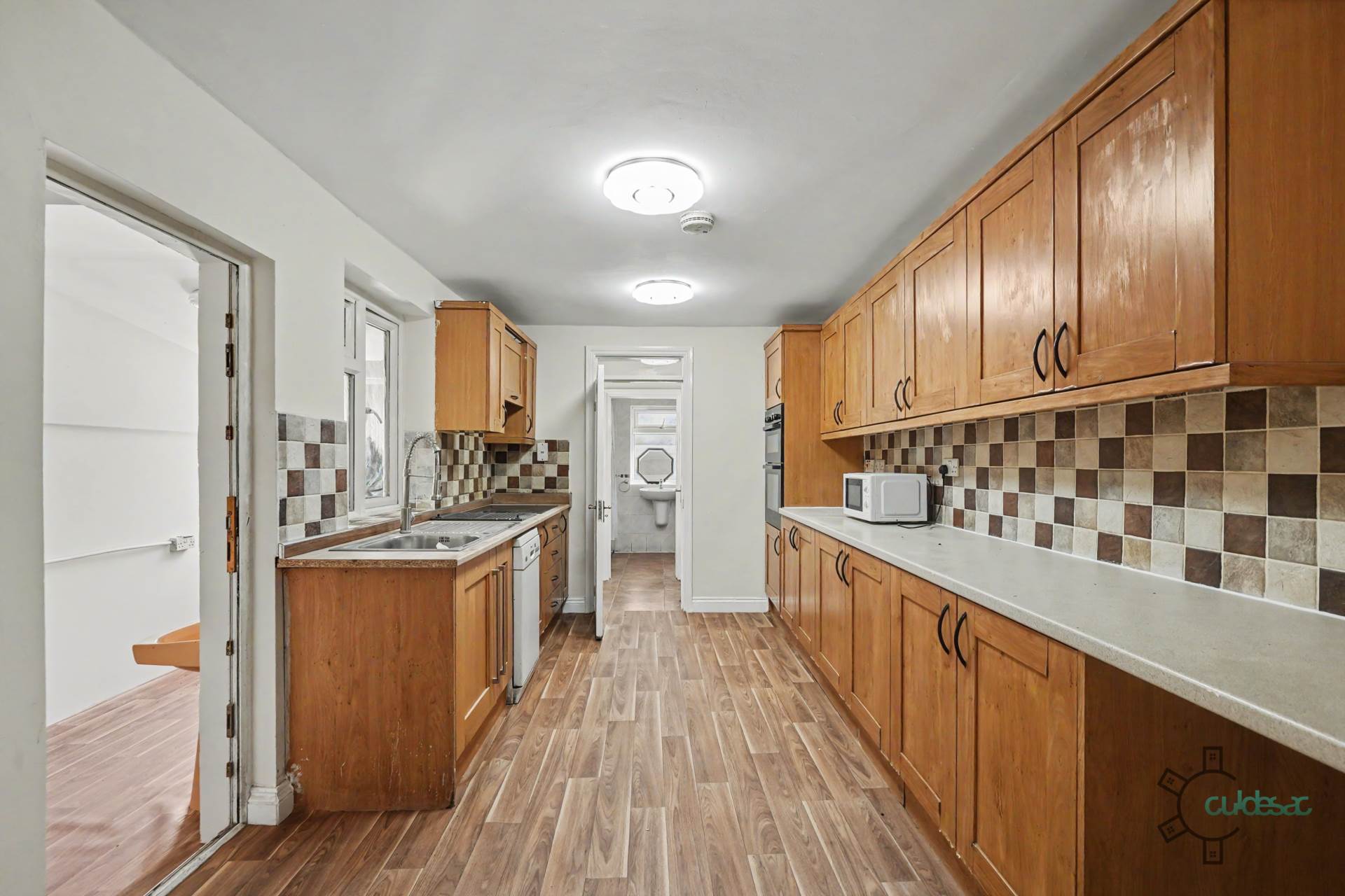 Bartle Avenue, East Ham E6, Image 2