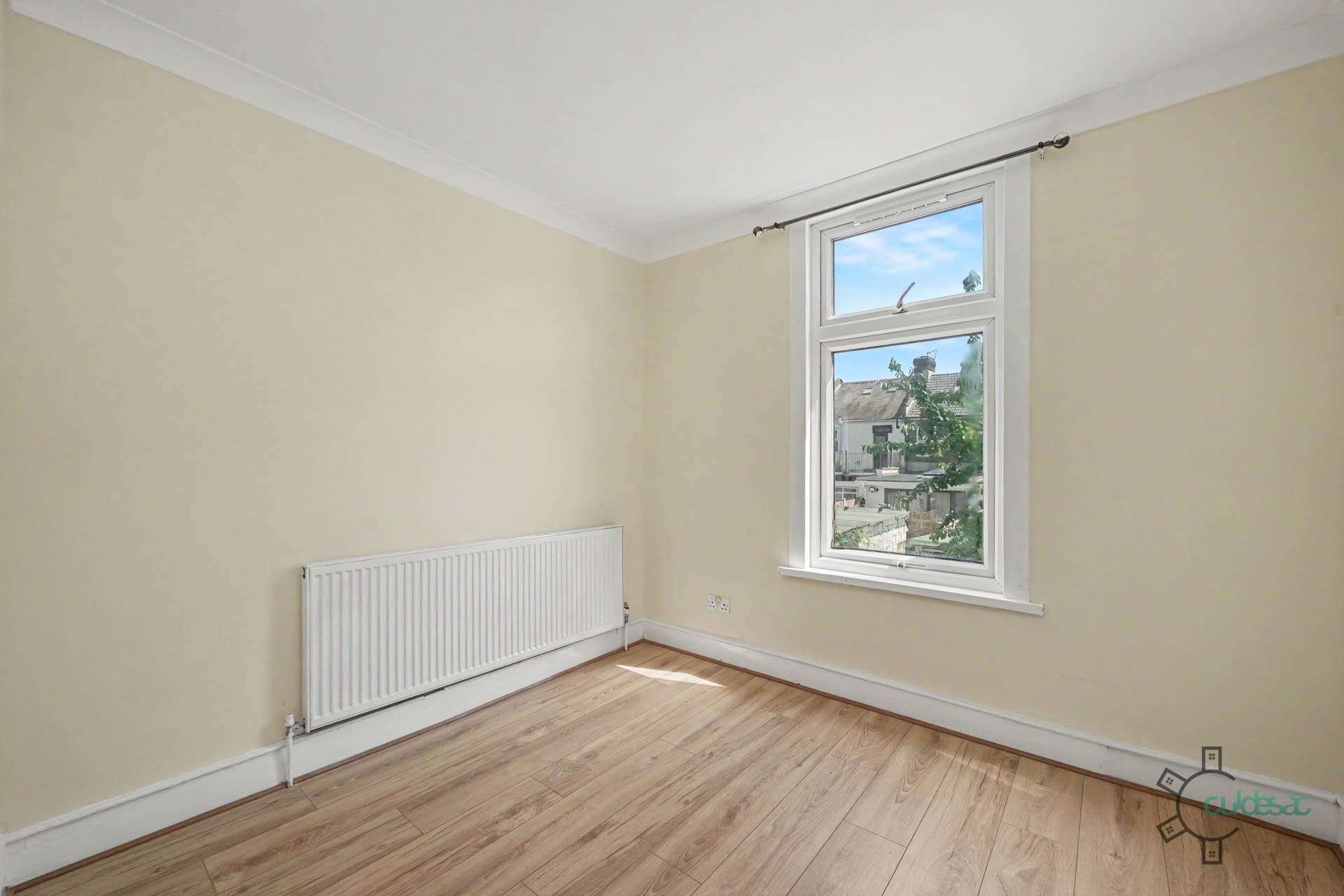 Bartle Avenue, East Ham E6, Image 8