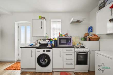 Baker Street, Enfield EN1, Image 3