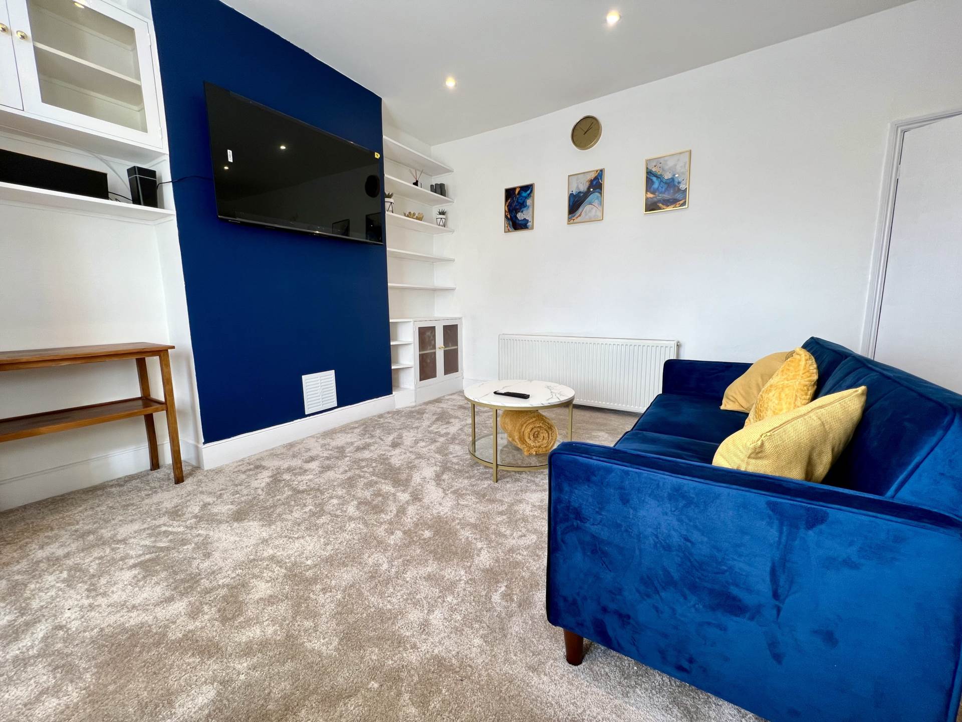 Willingdon Road, Wood Green N22, Image 1