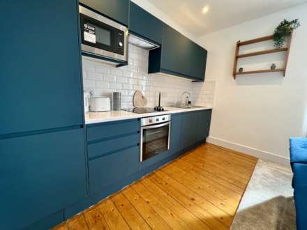 Willingdon Road, Wood Green N22, Image 2