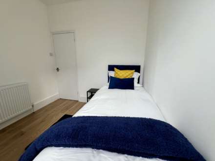 Willingdon Road, Wood Green N22, Image 9