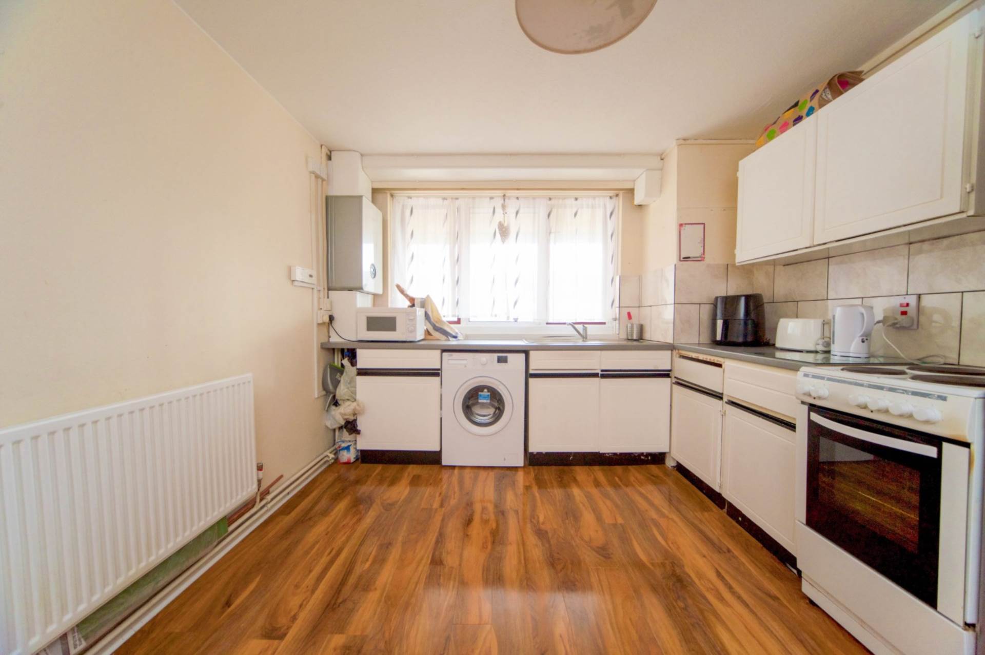 Adams Road, Tottenham N17, Image 4
