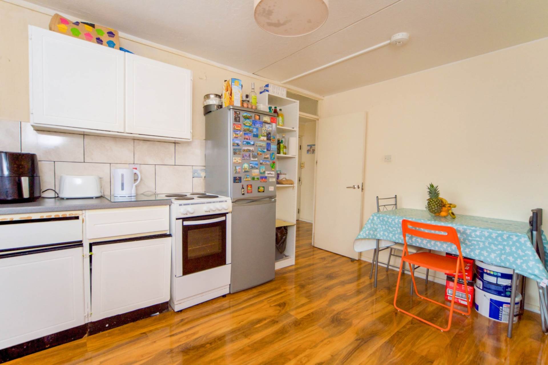 Adams Road, Tottenham N17, Image 8