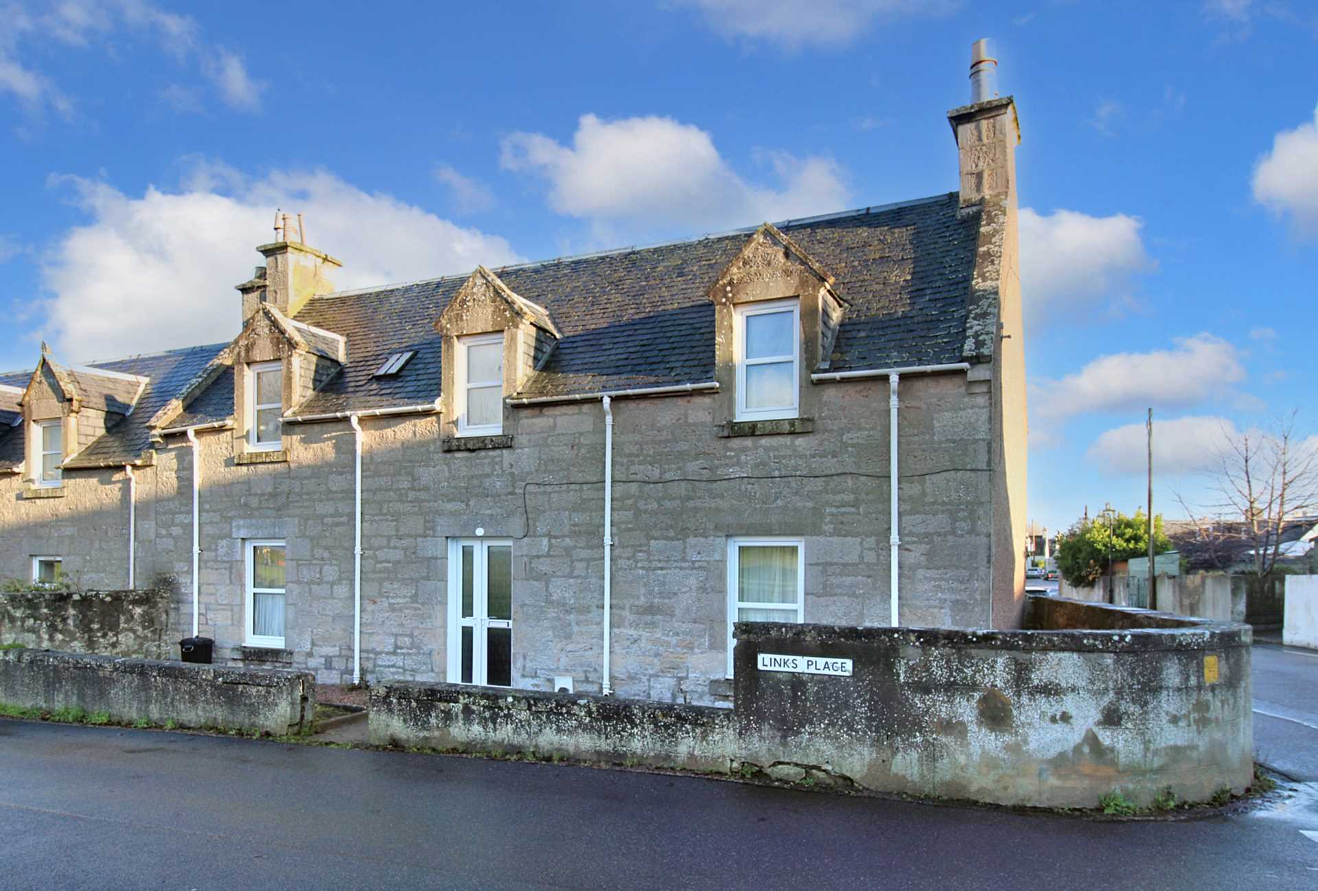CLOSING DATE SET WED 20 DECEMBER 12PM Links Place, Nairn, Image 1