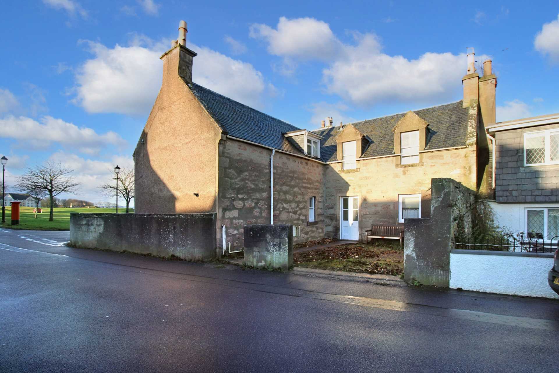 CLOSING DATE SET WED 20 DECEMBER 12PM Links Place, Nairn, Image 2