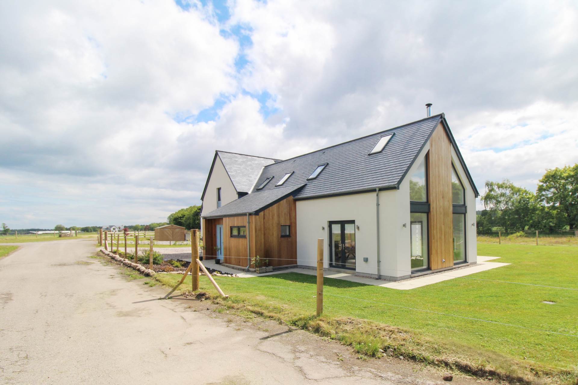 Cedar House, Nairnside Farm, Cawdor, Image 1