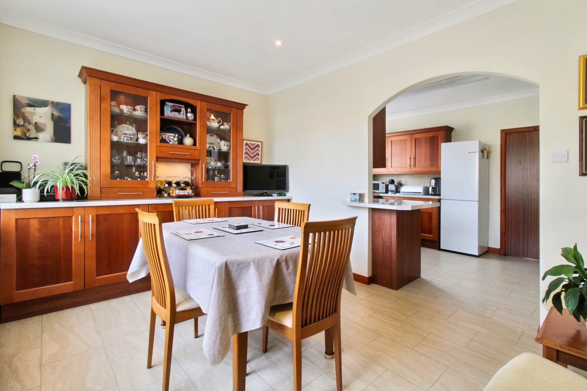 CLOSING DATE SET FRIDAY 18 OCTOBER 12PM Manse Road, Nairn, Image 8