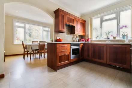 CLOSING DATE SET FRIDAY 18 OCTOBER 12PM Manse Road, Nairn, Image 6