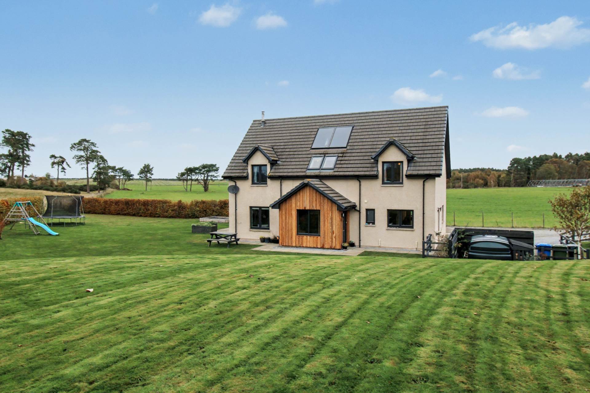 Hardmuir Park, Auldearn, Nairn, Image 1