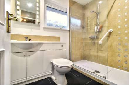 Hawthorn Gardens, Nairn, Image 15