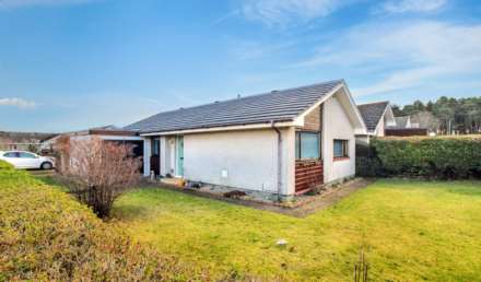Hawthorn Gardens, Nairn, Image 19