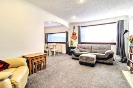 Hawthorn Gardens, Nairn, Image 4