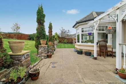 School Brae, Croy, Image 19
