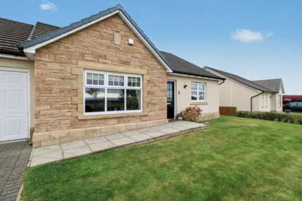School Brae, Croy, Image 2