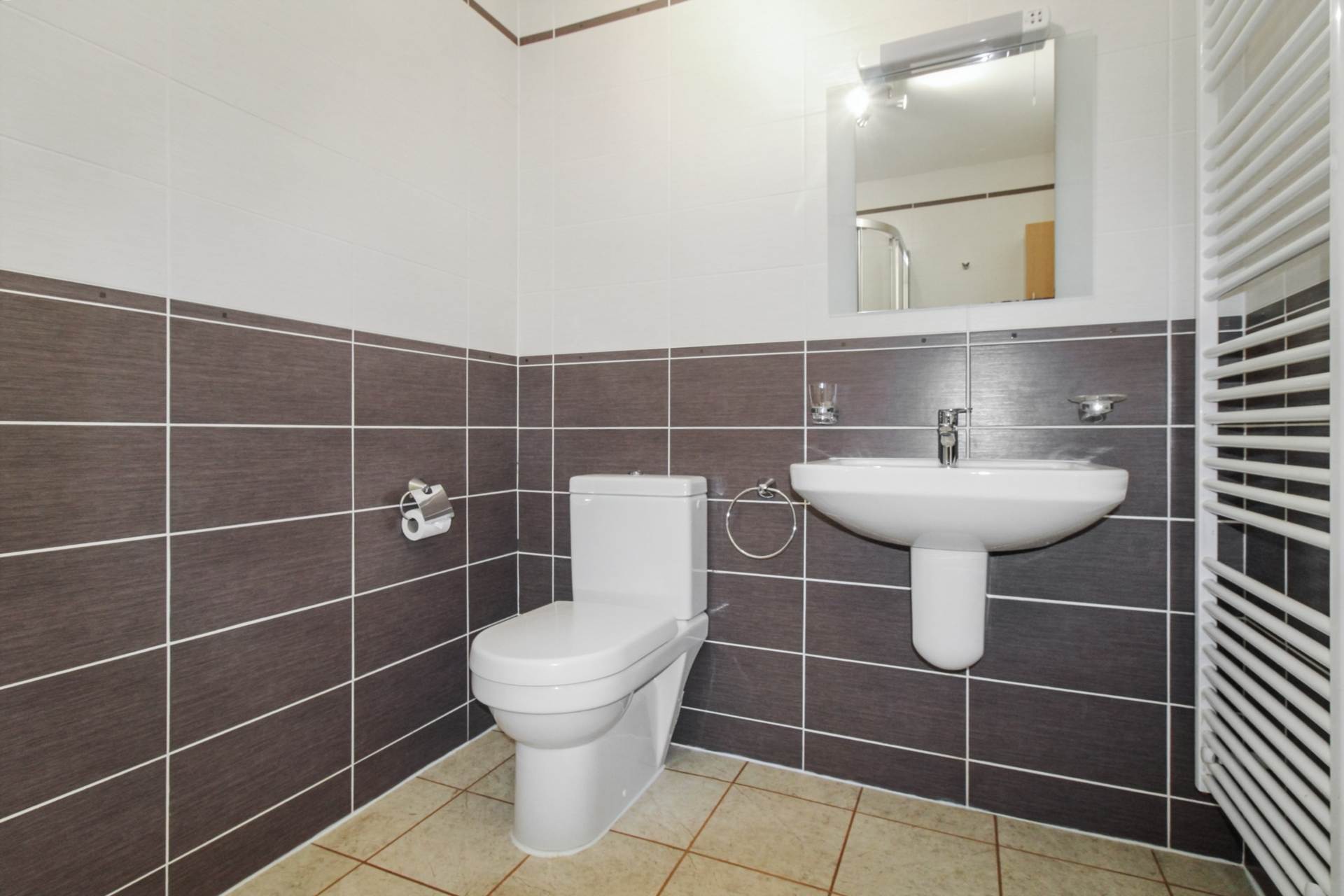 Woodville House, Nairn, Image 13