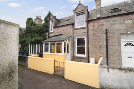 2 Bedroom Flat, Roseneath Terrace, Nairn