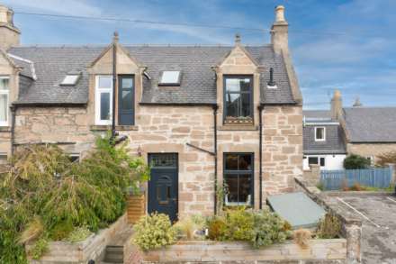 Roseneath Place, Nairn
