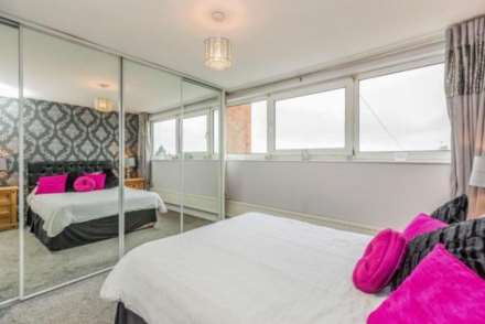 Merton Close, Oldbury, Image 2