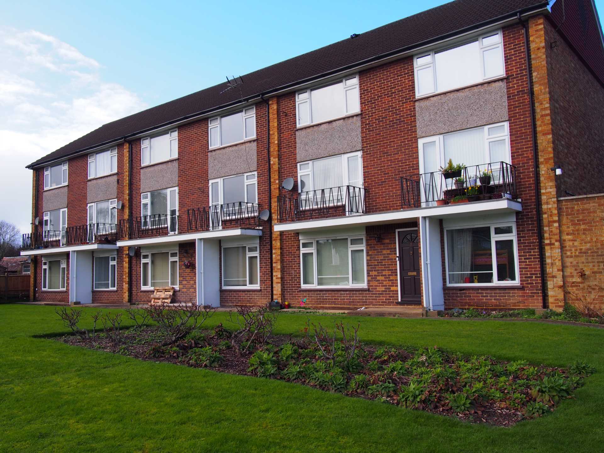 CLIFTON COURT, MARLOW ROAD, HIGH WYCOMBE., Image 1