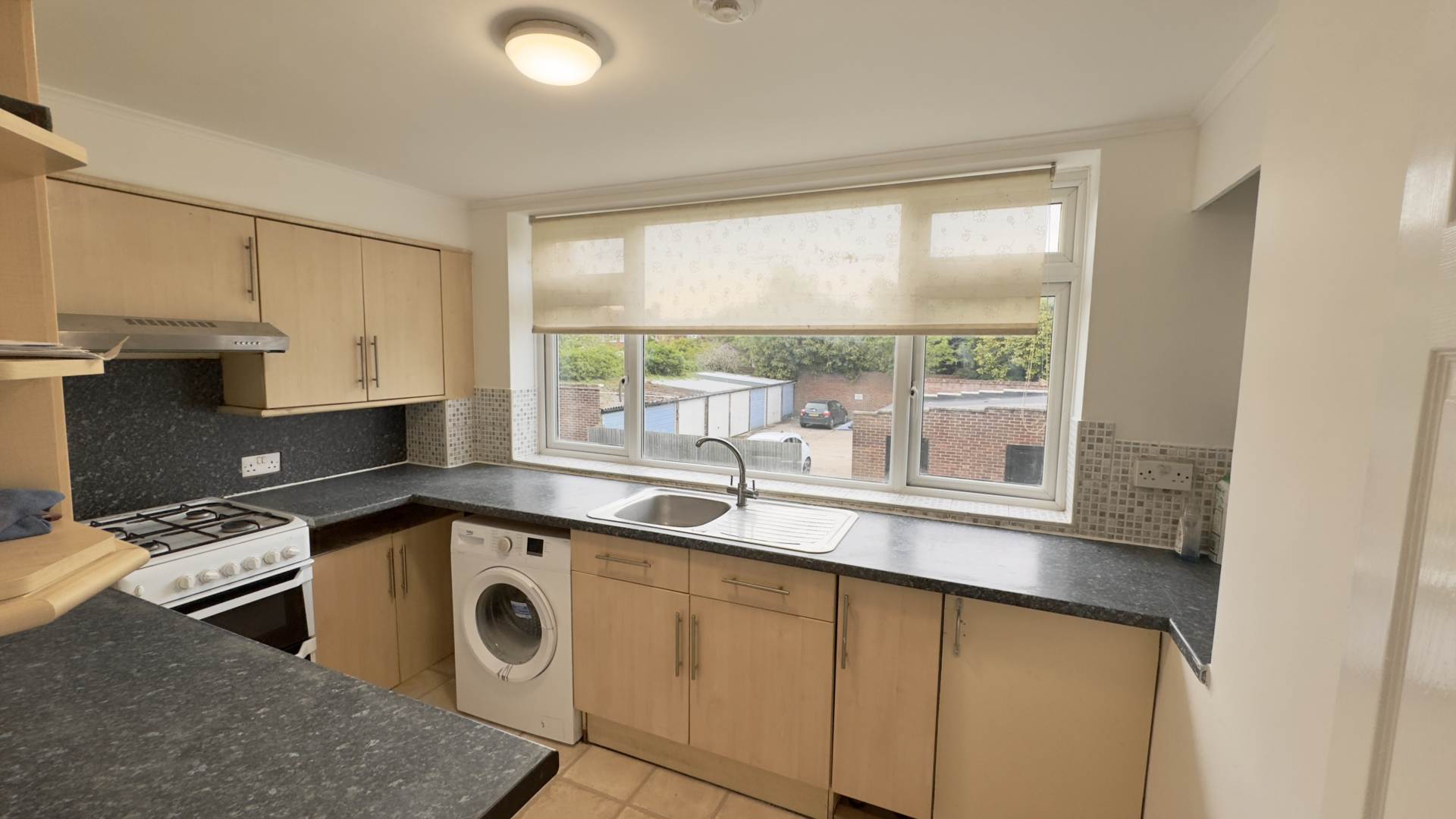 CLIFTON COURT, MARLOW ROAD, HIGH WYCOMBE., Image 2