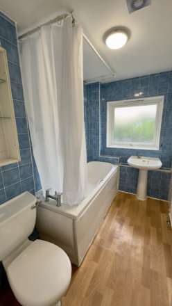 CLIFTON COURT, MARLOW ROAD, HIGH WYCOMBE., Image 5