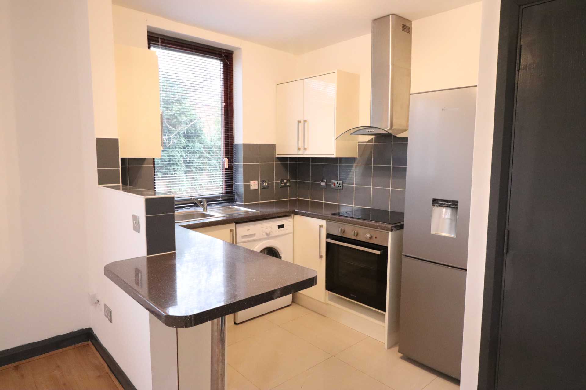 Buckingham Pace, High Wycombe, Image 1