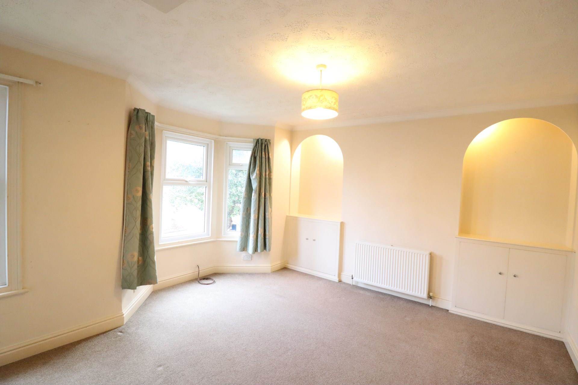 Priory Avenue, High Wycombe, Image 4