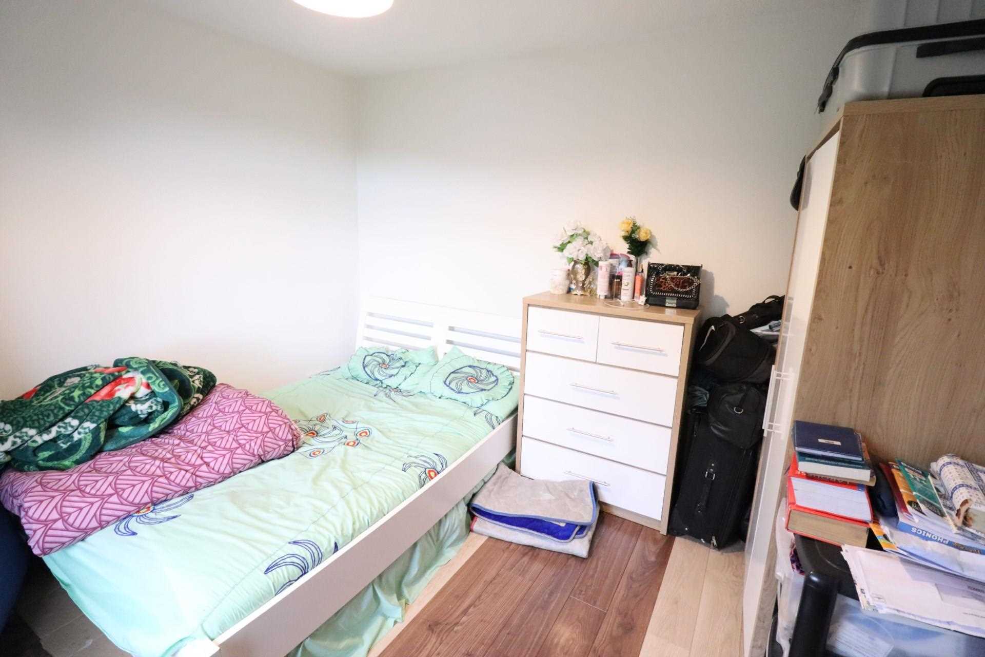 Priory Avenue, High Wycombe, Image 3