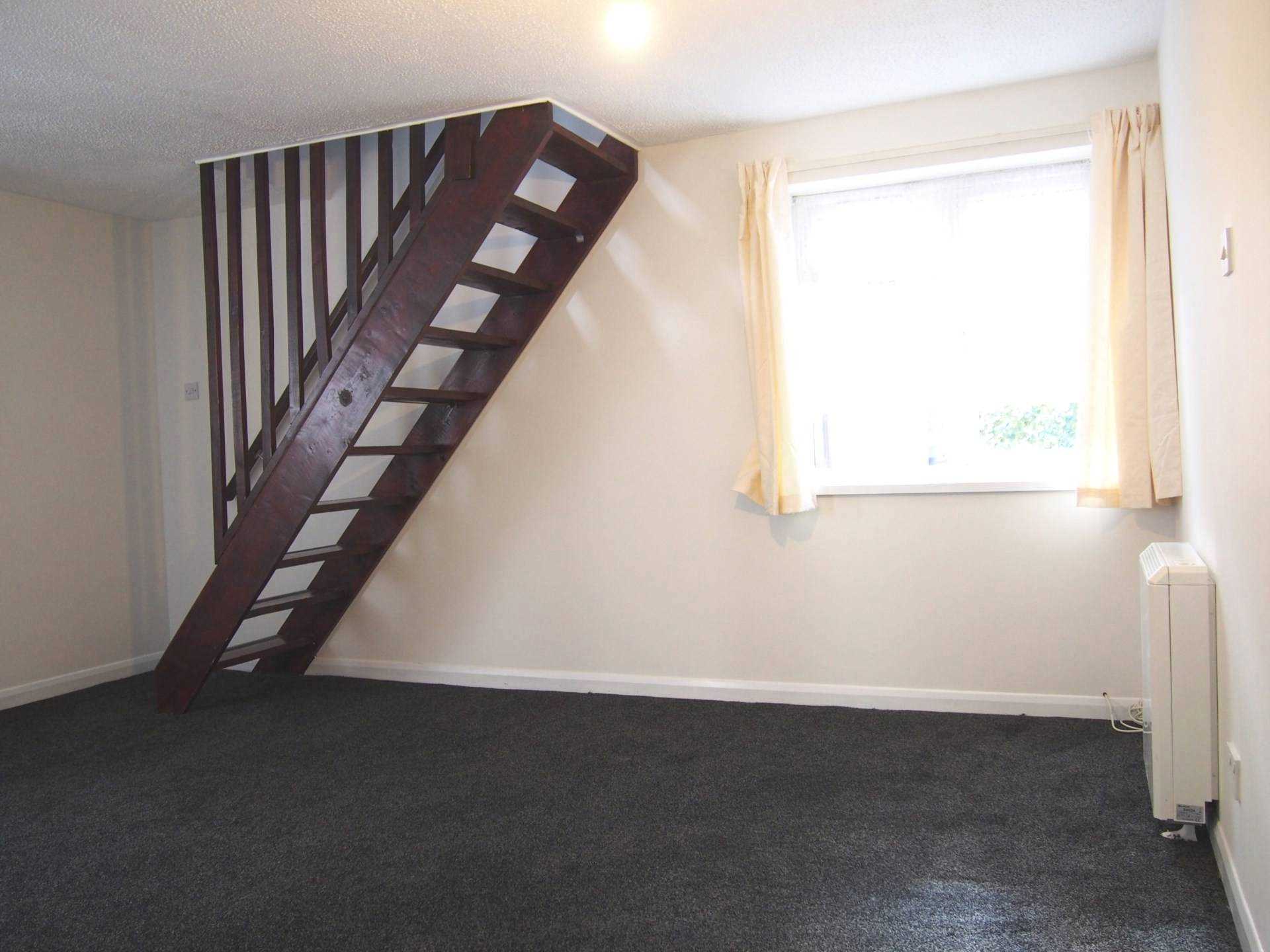 Priory Avenue, High Wycombe, Image 4