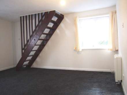 Priory Avenue, High Wycombe, Image 4