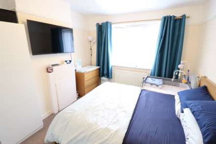 Chairborough Road, High Wycombe. HP12 3HN, Image 6