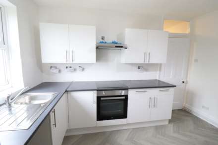 Priory Avenue, High Wycombe, Image 2