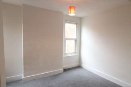 Priory Avenue, High Wycombe, Image 5