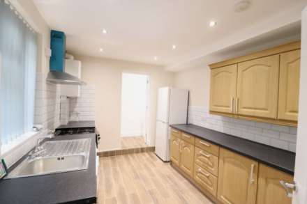 London Road, High Wycombe, Image 1