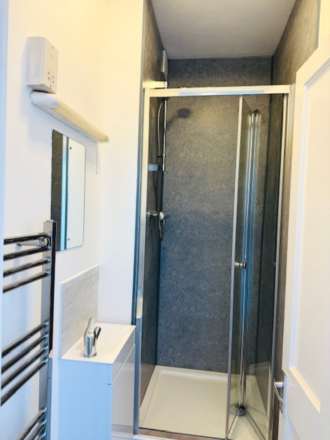 Lindsay Avenue, High Wycombe, Image 13