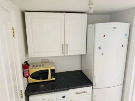 Desborough Road, High Wycombe, Image 3