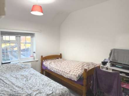 Spearing Road, High Wycombe, Image 5