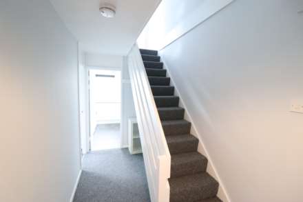 Mitchum Walk, Aylesbury, Image 4